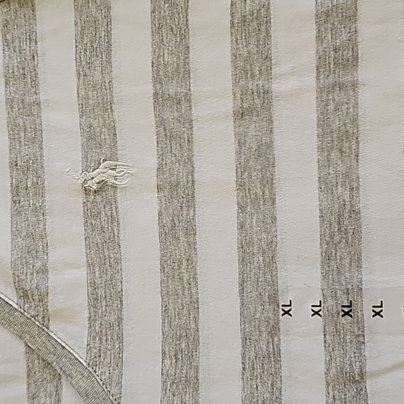 Polo Ralph Lauren V-Neck T-shirt - Picture 2 of 6